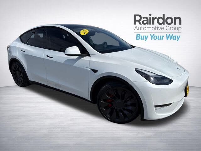 2022 TESLA Model Y