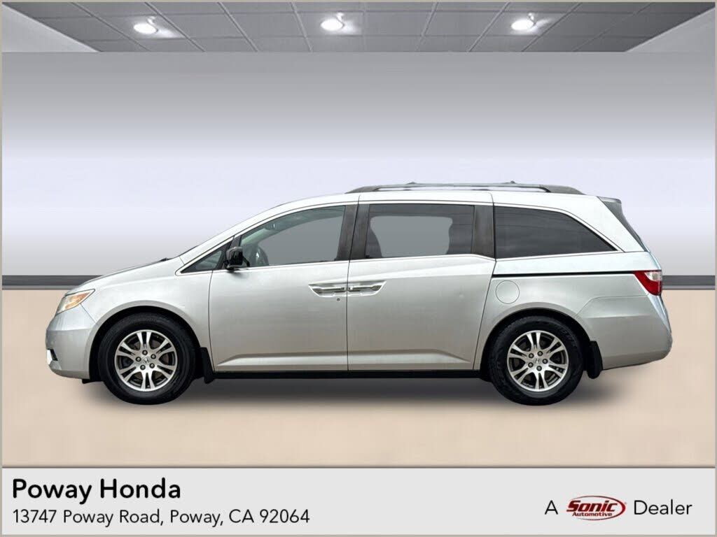 2011 HONDA Odyssey