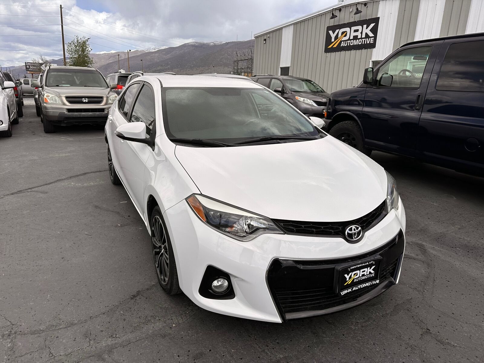 2015 TOYOTA Corolla