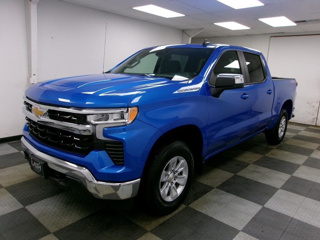 2025 CHEVROLET Silverado
