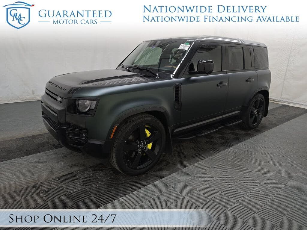 2025 LAND ROVER Defender