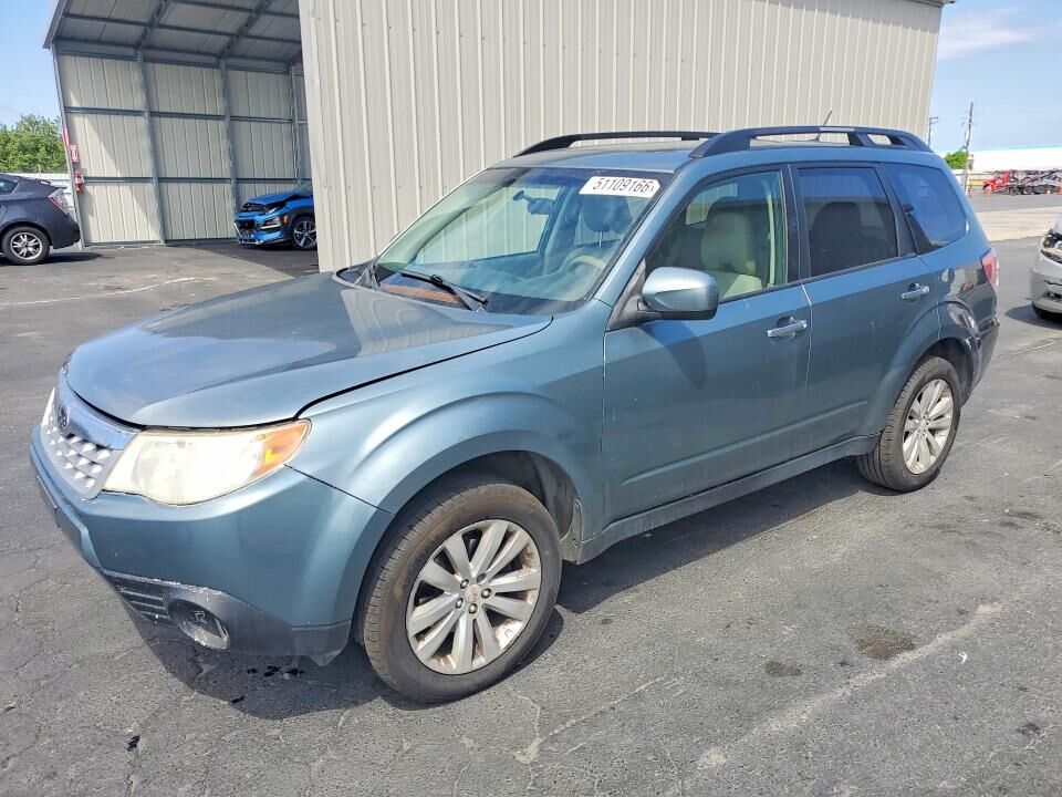 2013 SUBARU Forester