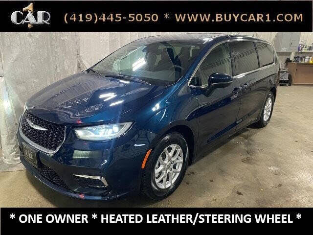2023 CHRYSLER Pacifica