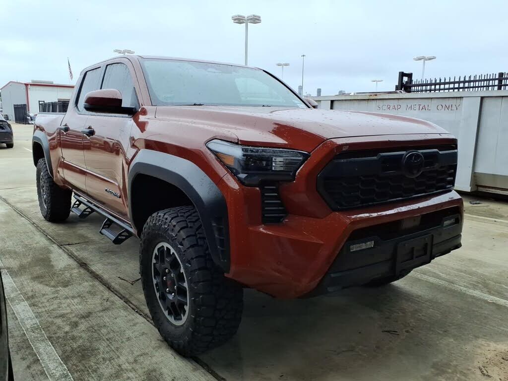 2025 TOYOTA Tacoma