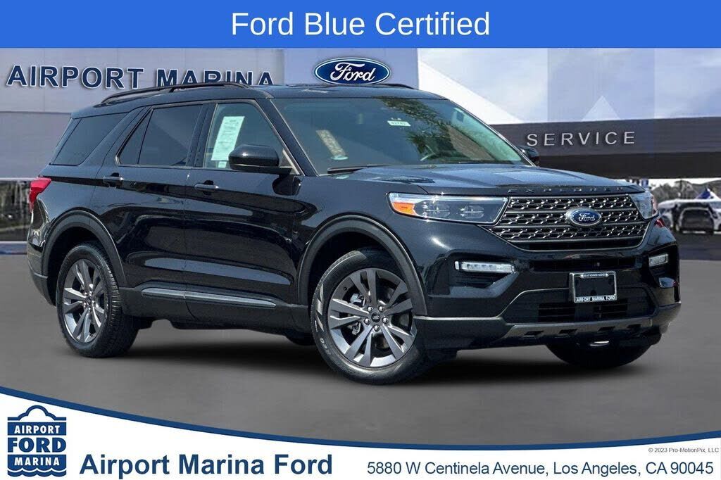 2023 FORD Explorer