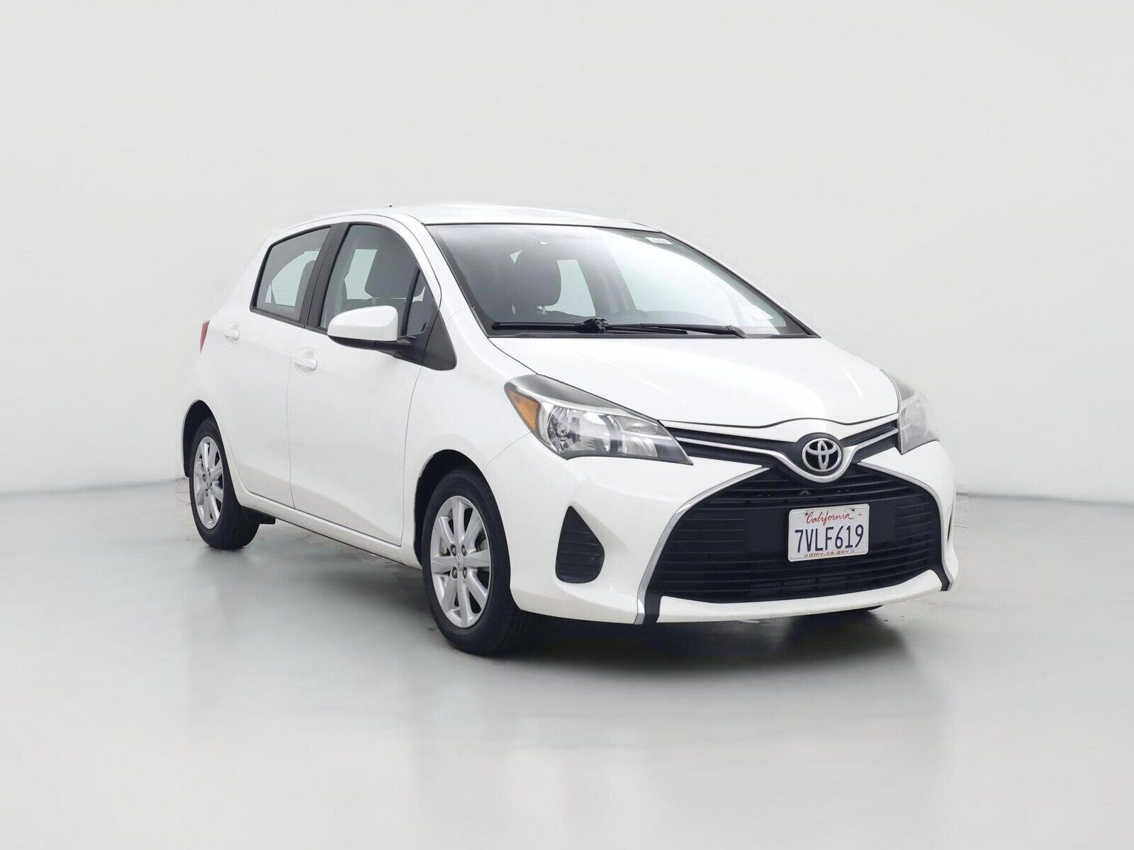 2016 TOYOTA Yaris