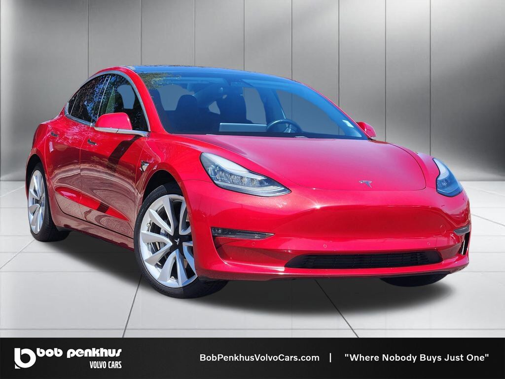 2018 TESLA Model 3