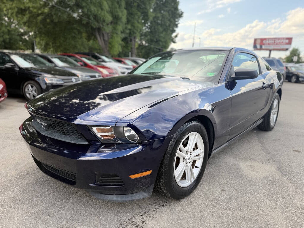 2011 FORD Mustang