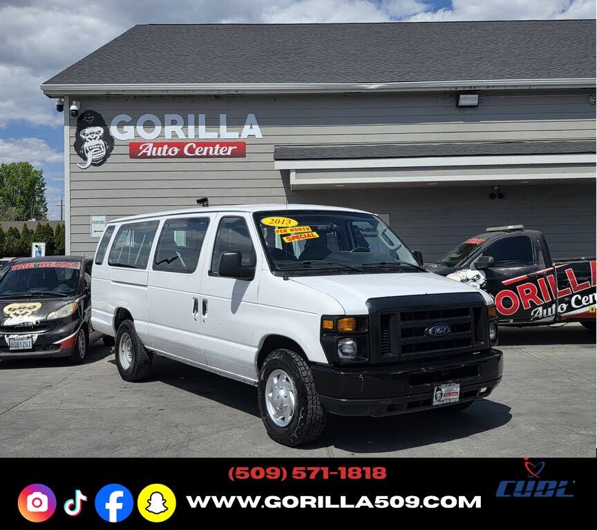 2013 FORD E-350