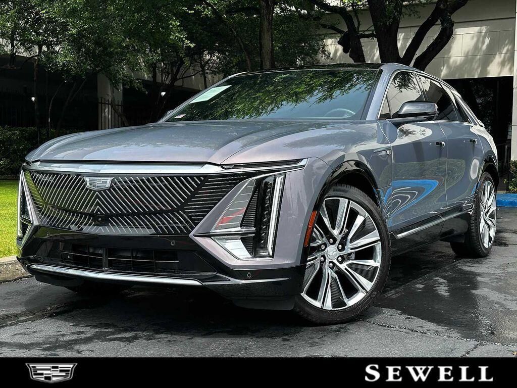 2024 CADILLAC Lyriq