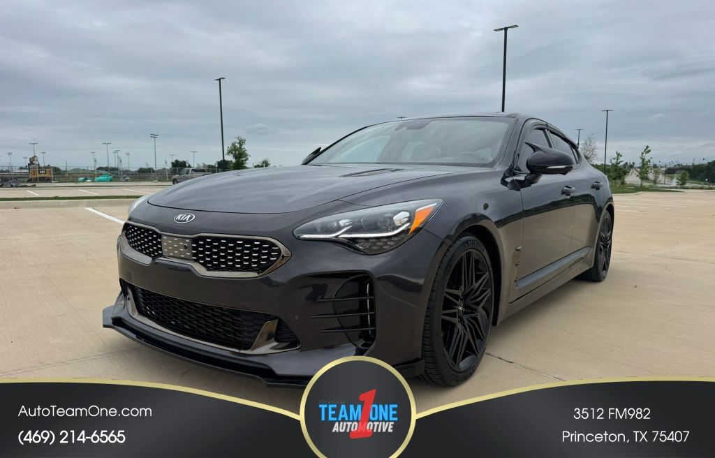 2023 KIA Stinger
