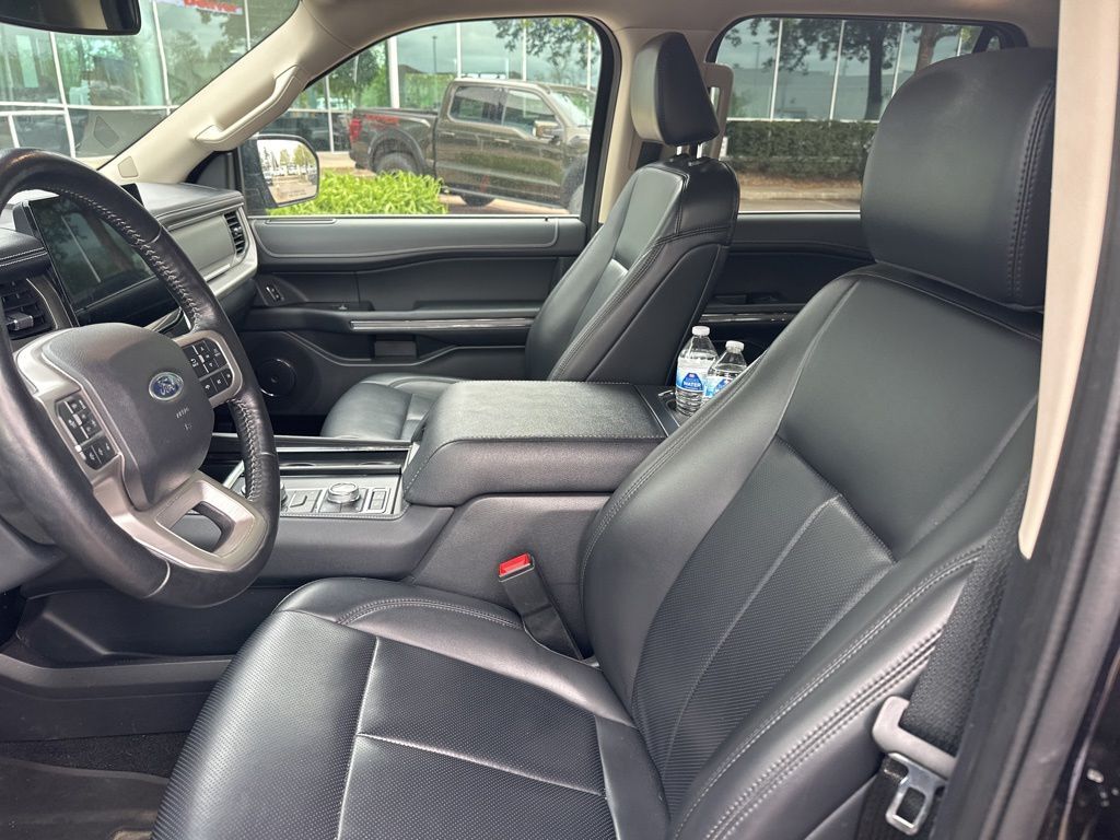 2024 FORD Expedition