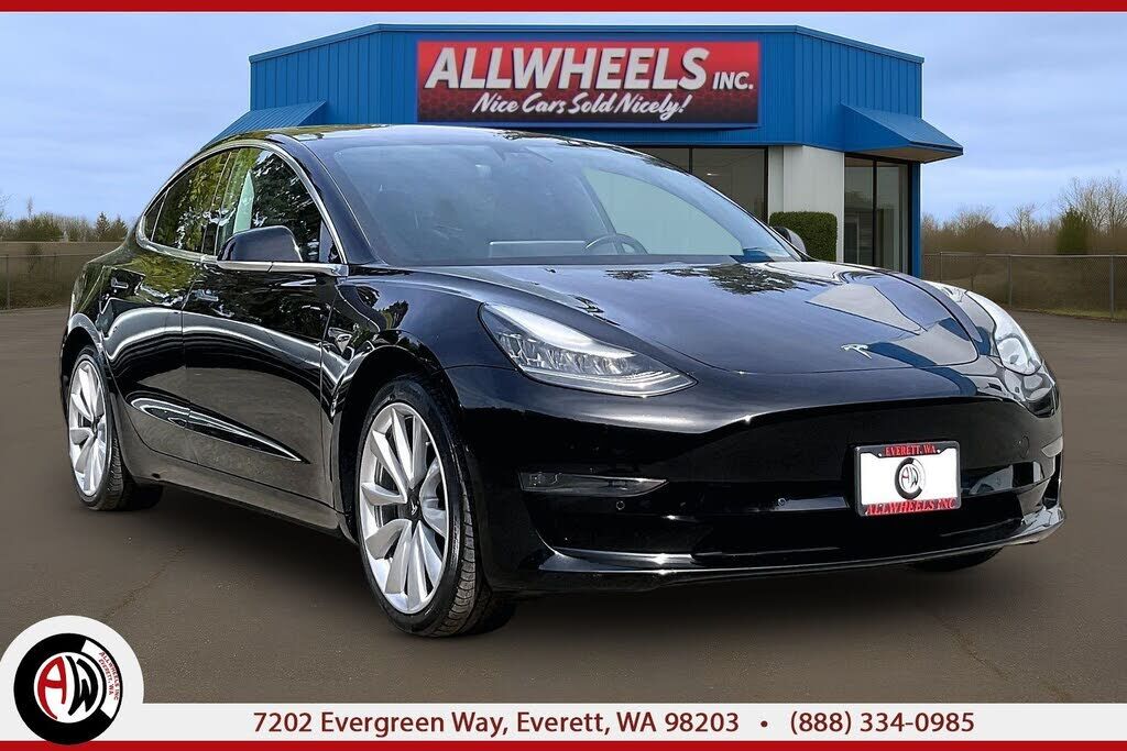2018 TESLA Model 3
