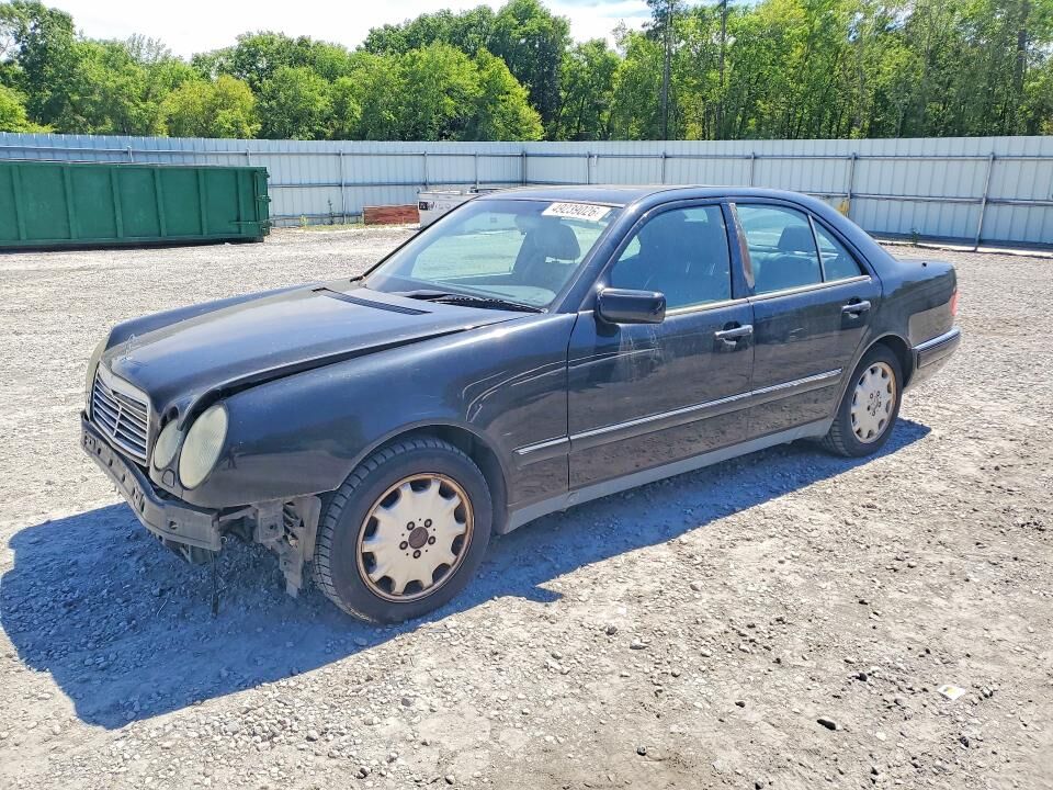 1996 MERCEDES-BENZ E-Class