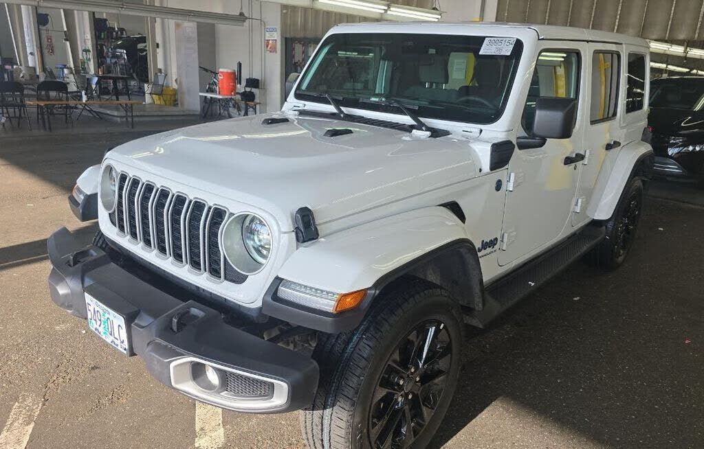 2025 JEEP Wrangler