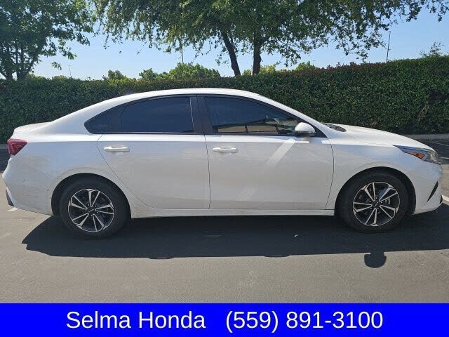 2024 KIA Forte