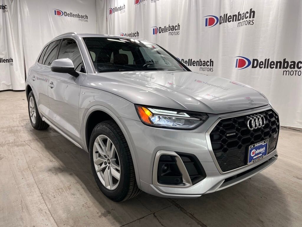 2022 AUDI Q5