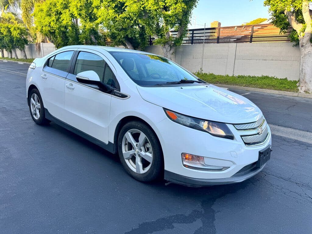 2014 CHEVROLET Volt