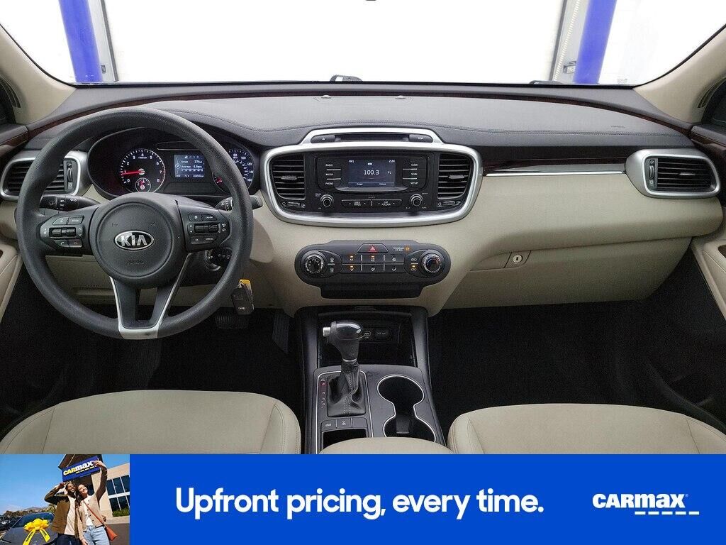 2017 KIA Sorento