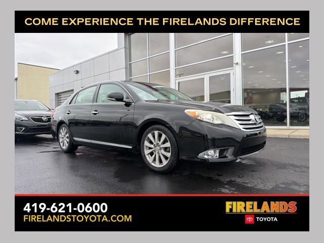 2011 TOYOTA Avalon