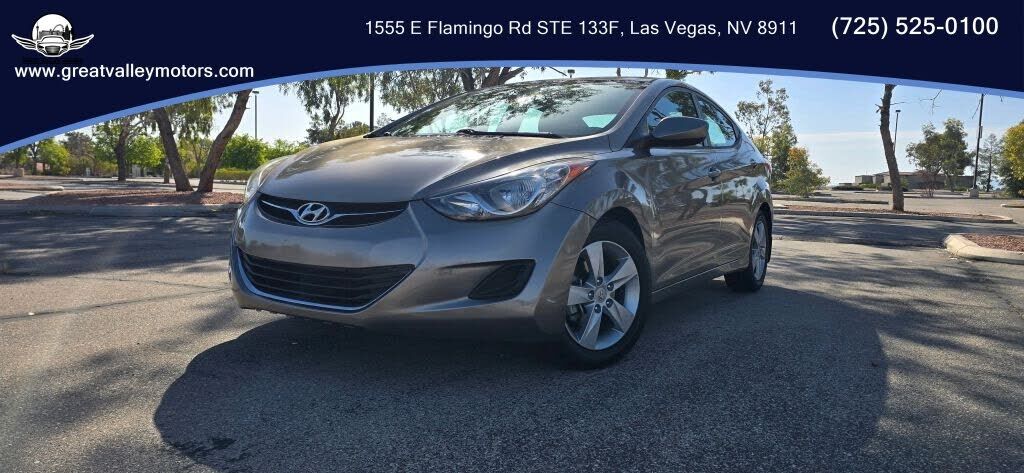 2013 HYUNDAI Elantra