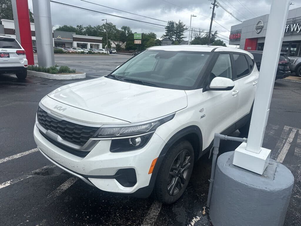 2023 KIA Seltos