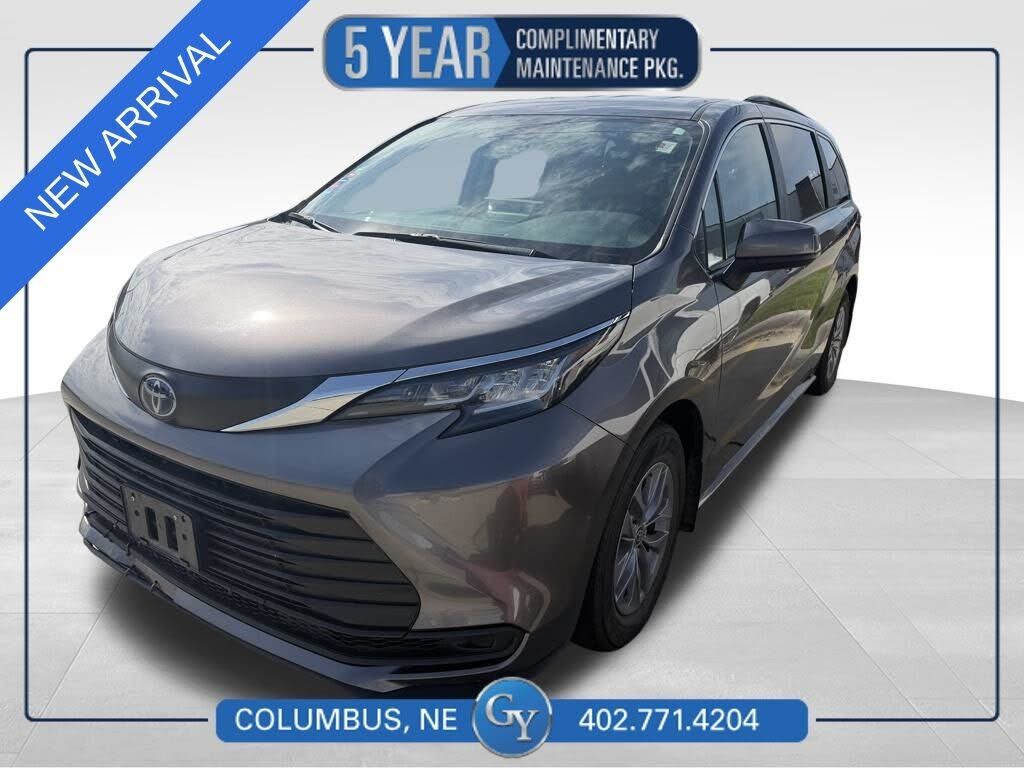 2022 TOYOTA Sienna