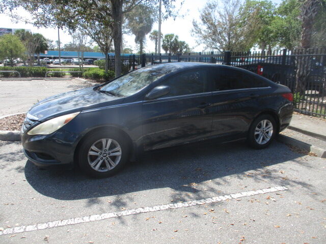 2013 HYUNDAI Sonata
