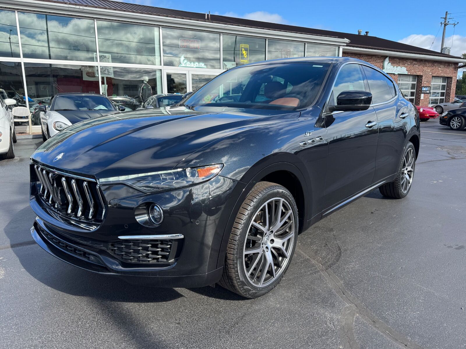 2022 MASERATI Levante