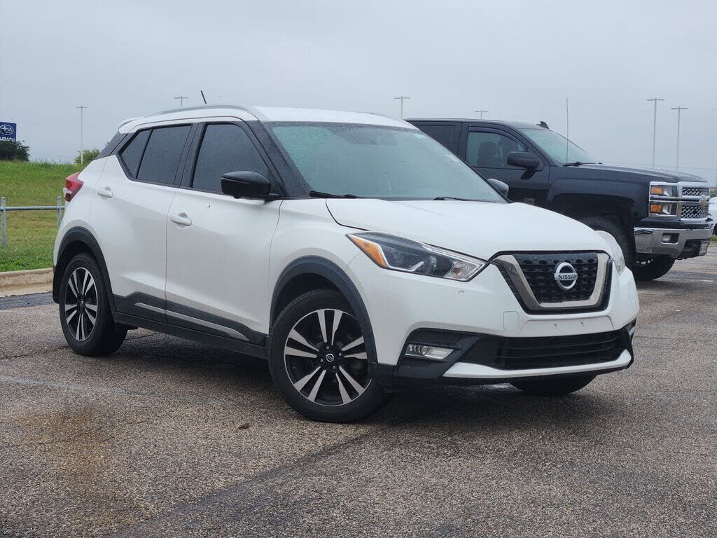 2019 NISSAN Kicks