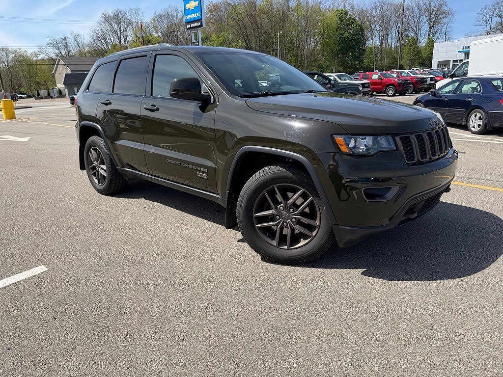 2017 JEEP Grand Cherokee