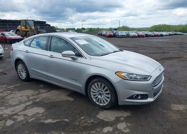 2013 FORD Fusion