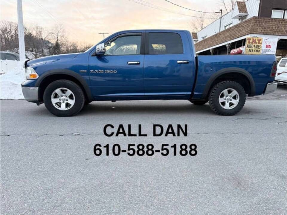 2011 DODGE Ram