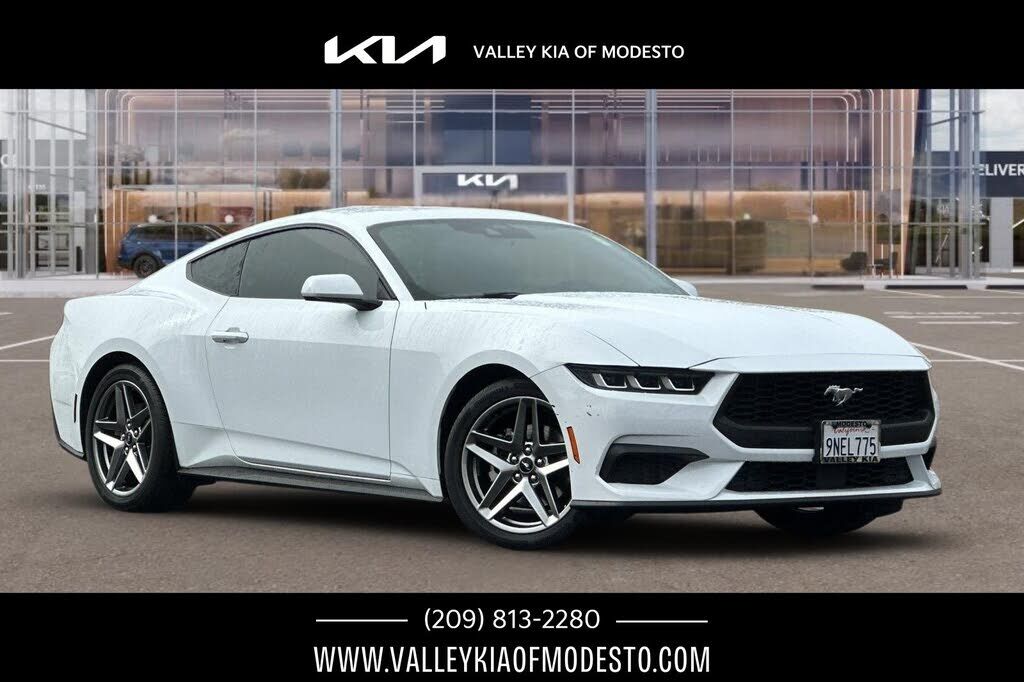2024 FORD Mustang