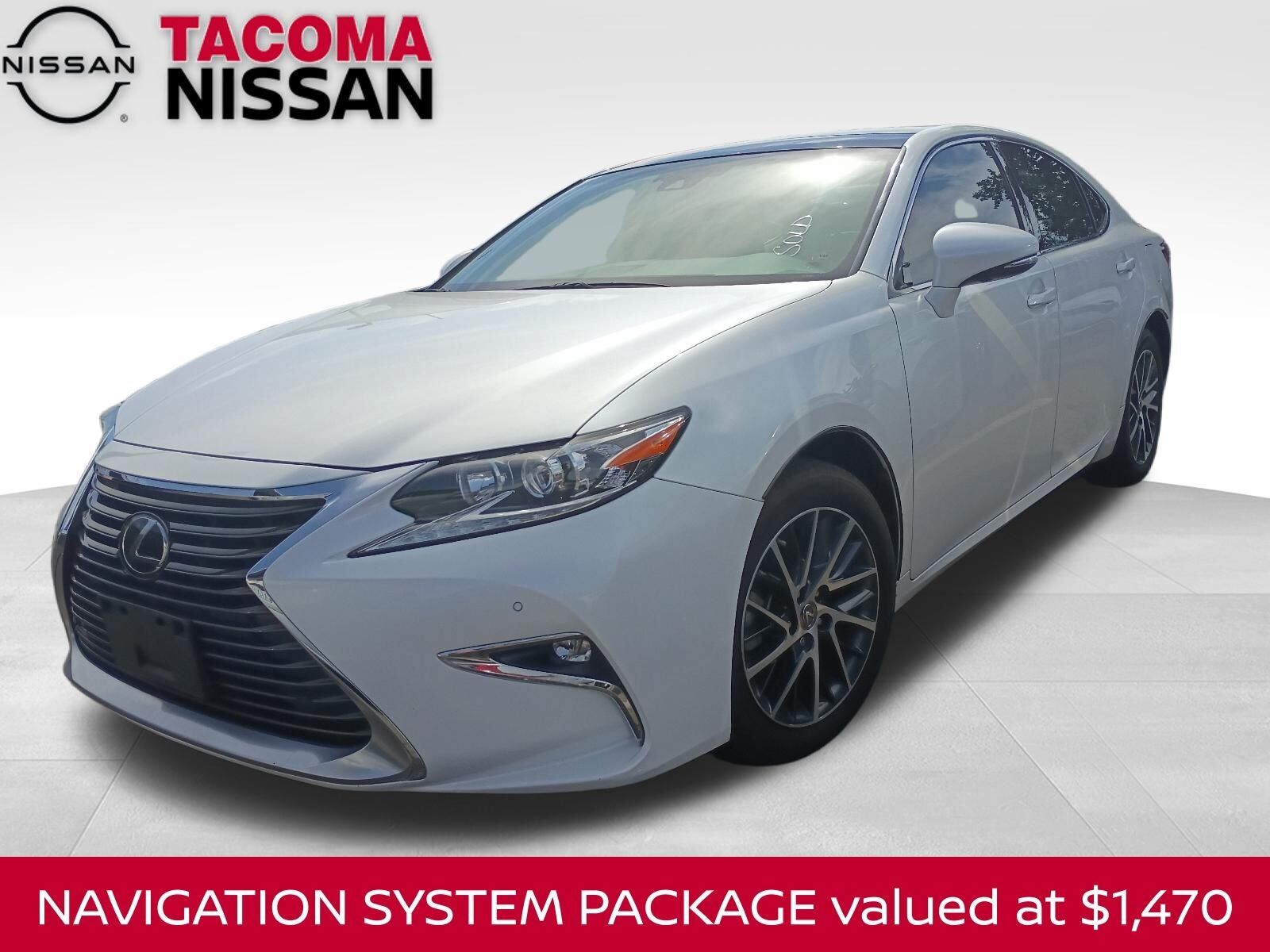 2017 LEXUS ES