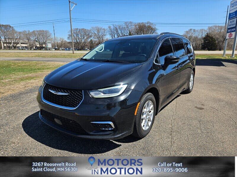 2022 CHRYSLER Pacifica