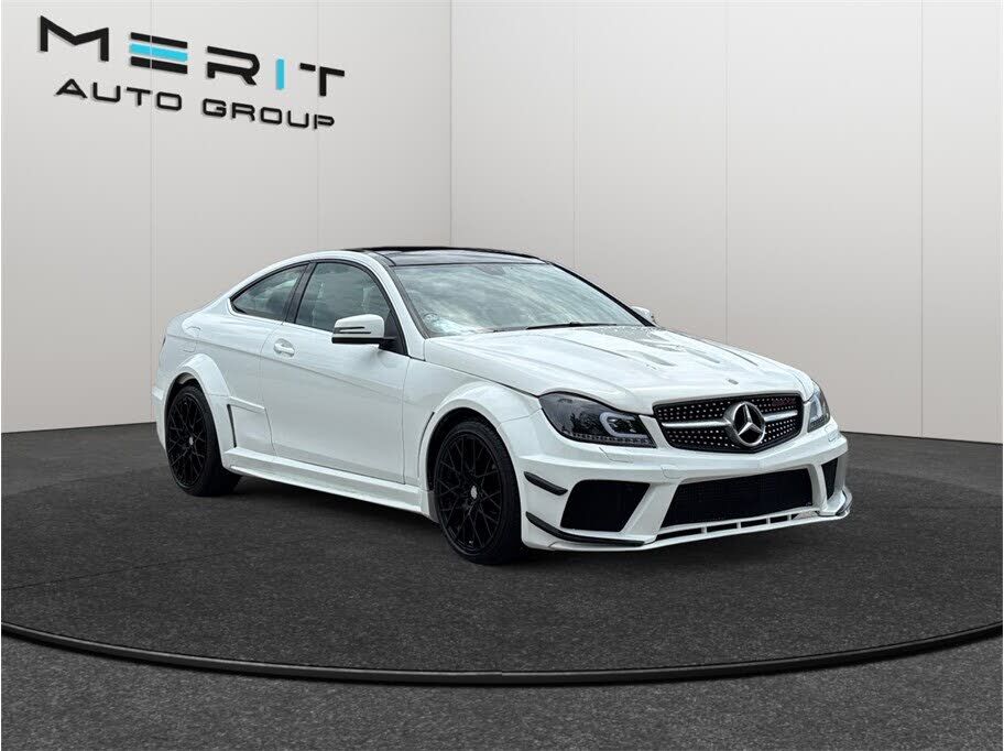 2015 MERCEDES-BENZ C-Class