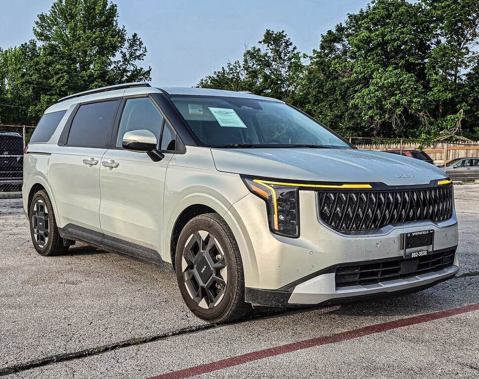 2025 KIA Carnival