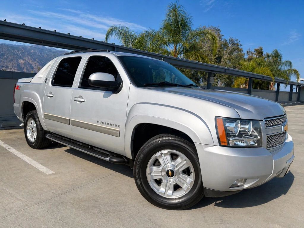 2013 CHEVROLET Avalanche
