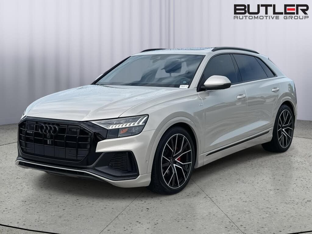 2023 AUDI Q8