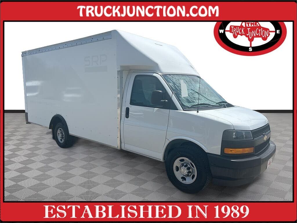 2021 CHEVROLET Express