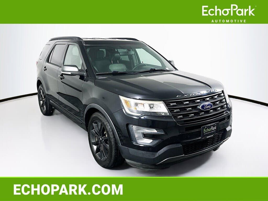 2017 FORD Explorer