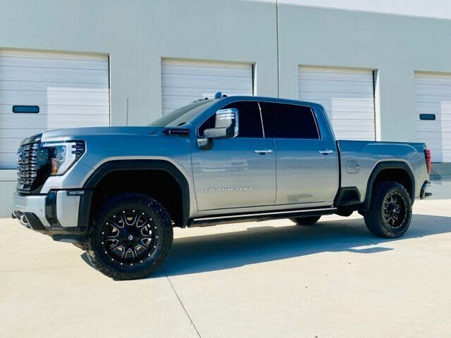 2025 GMC Sierra HD