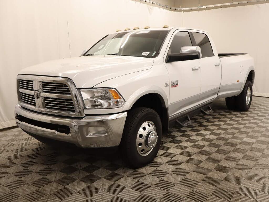 2012 DODGE Ram