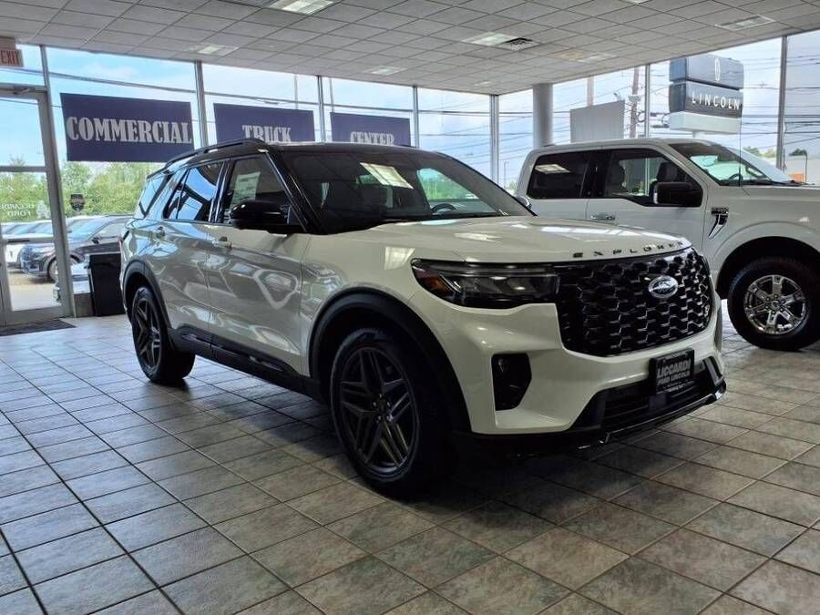 2025 FORD Explorer