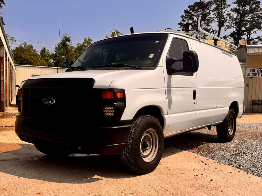 2009 FORD E-250