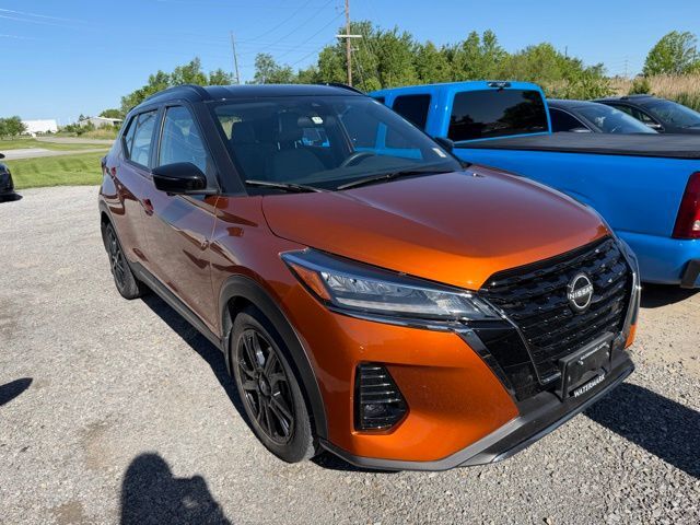 2023 NISSAN Kicks