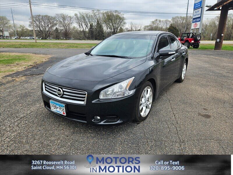 2014 NISSAN Maxima