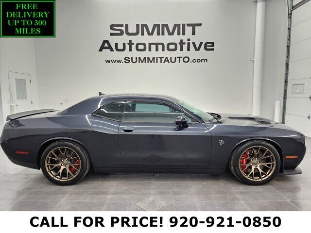 2017 DODGE Challenger