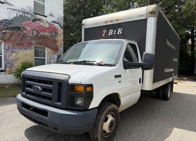 2016 FORD E-350